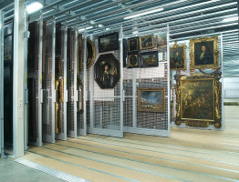 Muzejní regály